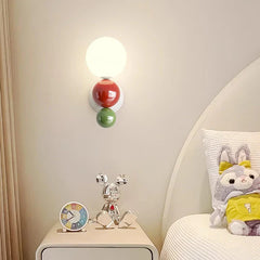 Amigo Wall Lamp